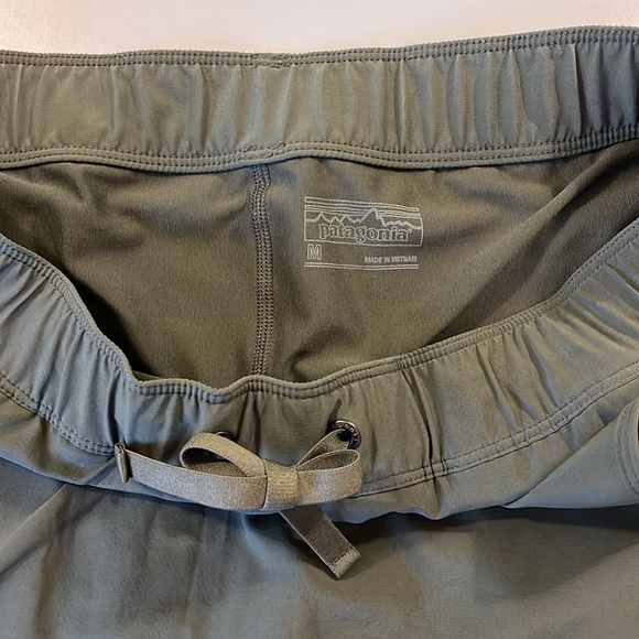 Patagonia skort - size Medium - Picture 3 of 9